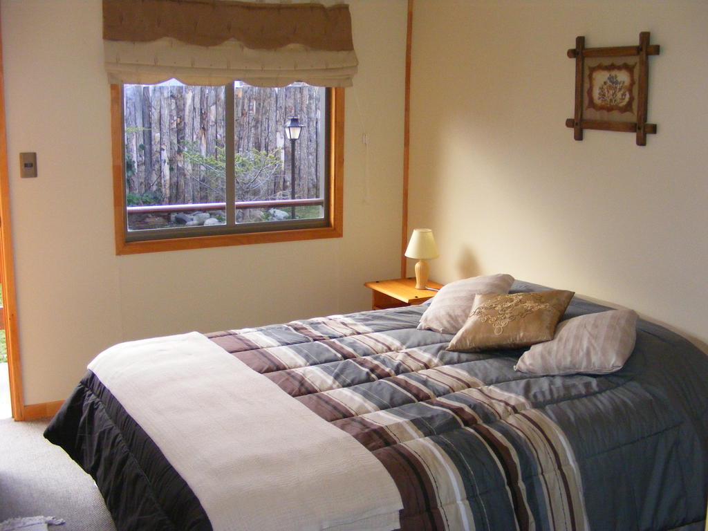 Big Bang Patagonia - Traveler Assistance Bed & Breakfast ปวยร์โตนาตาเลส ห้อง รูปภาพ