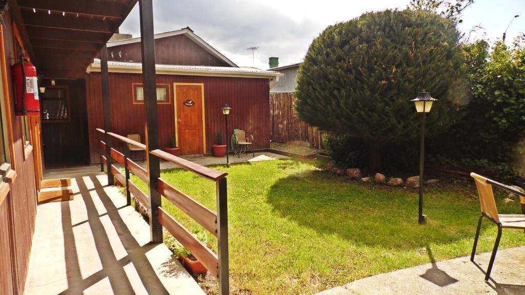 Big Bang Patagonia - Traveler Assistance Bed & Breakfast ปวยร์โตนาตาเลส ภายนอก รูปภาพ